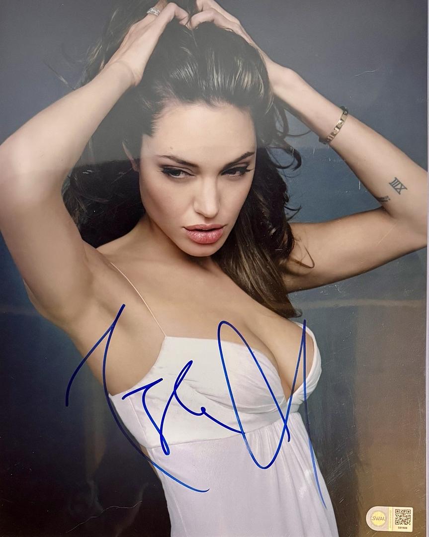Angelina Jolie Sexy Signed 11x14 Photo - SWAU COA